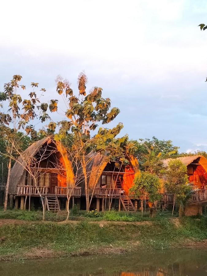 Rice Straw Green Lodge- Resort Quan Tom Exteriör bild