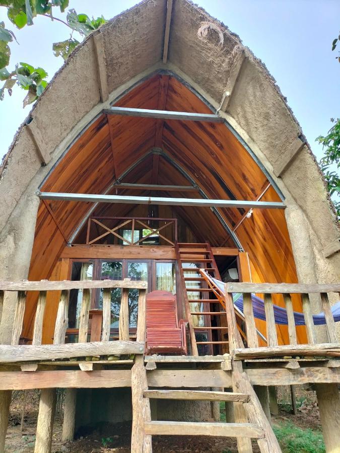 Rice Straw Green Lodge- Resort Quan Tom Exteriör bild